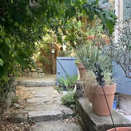 Tres Jolie Maison De Village Holiday home Lourmarin