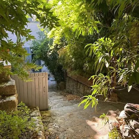Tres Jolie Maison De Village * Lourmarin